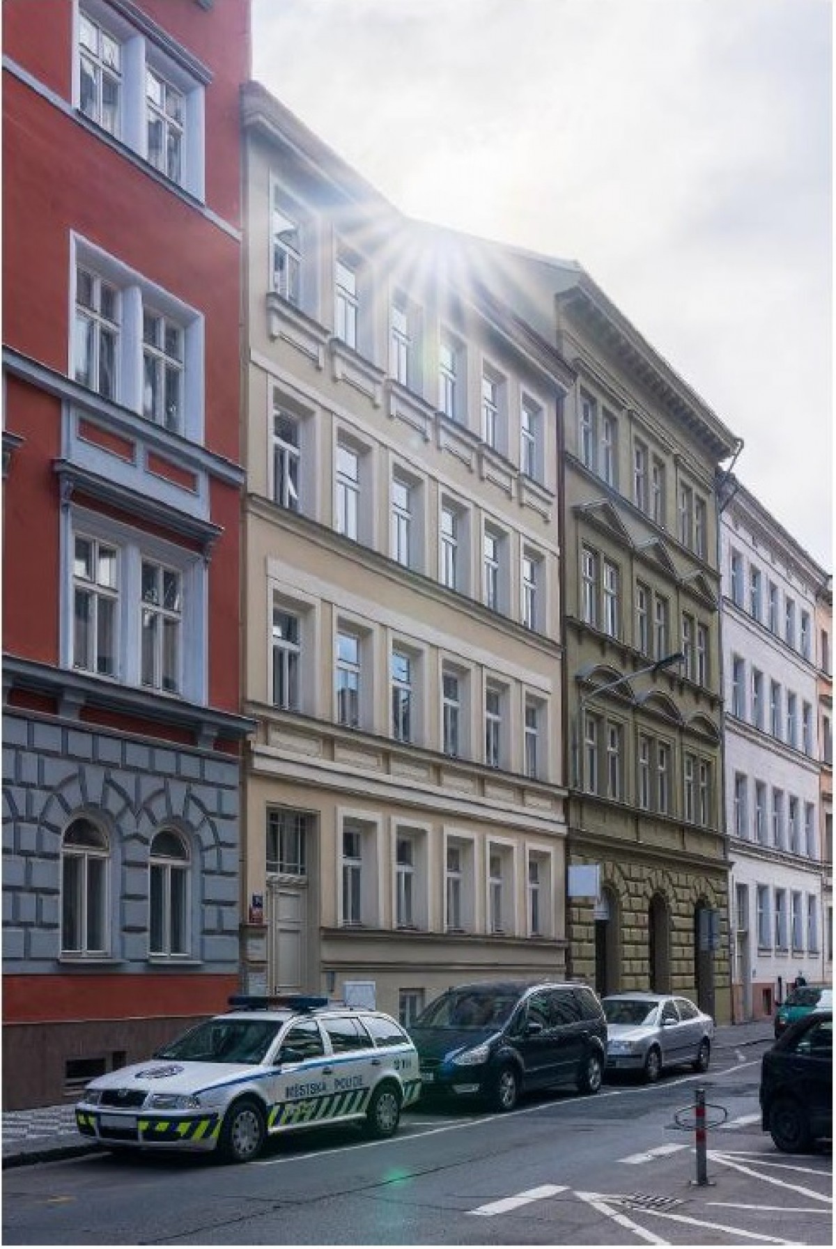 Na Bojišti 24 hlavní obrázek